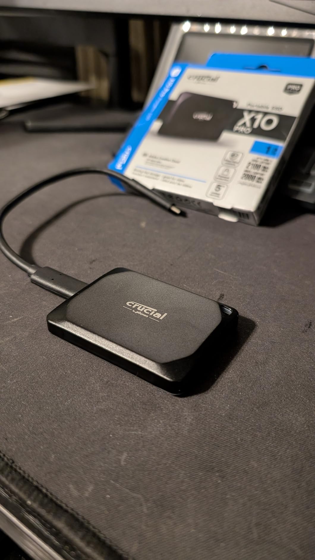 Crucial X10 Pro 4TB Portable SSD, Up to 2100MB/s Read, 2000MB/s Write, 3.2 USB-C, External Solid State Drive, Durable Storage for PC & Mac, for Professional Creators - CT4000X10PROSSD902 customer photo 2