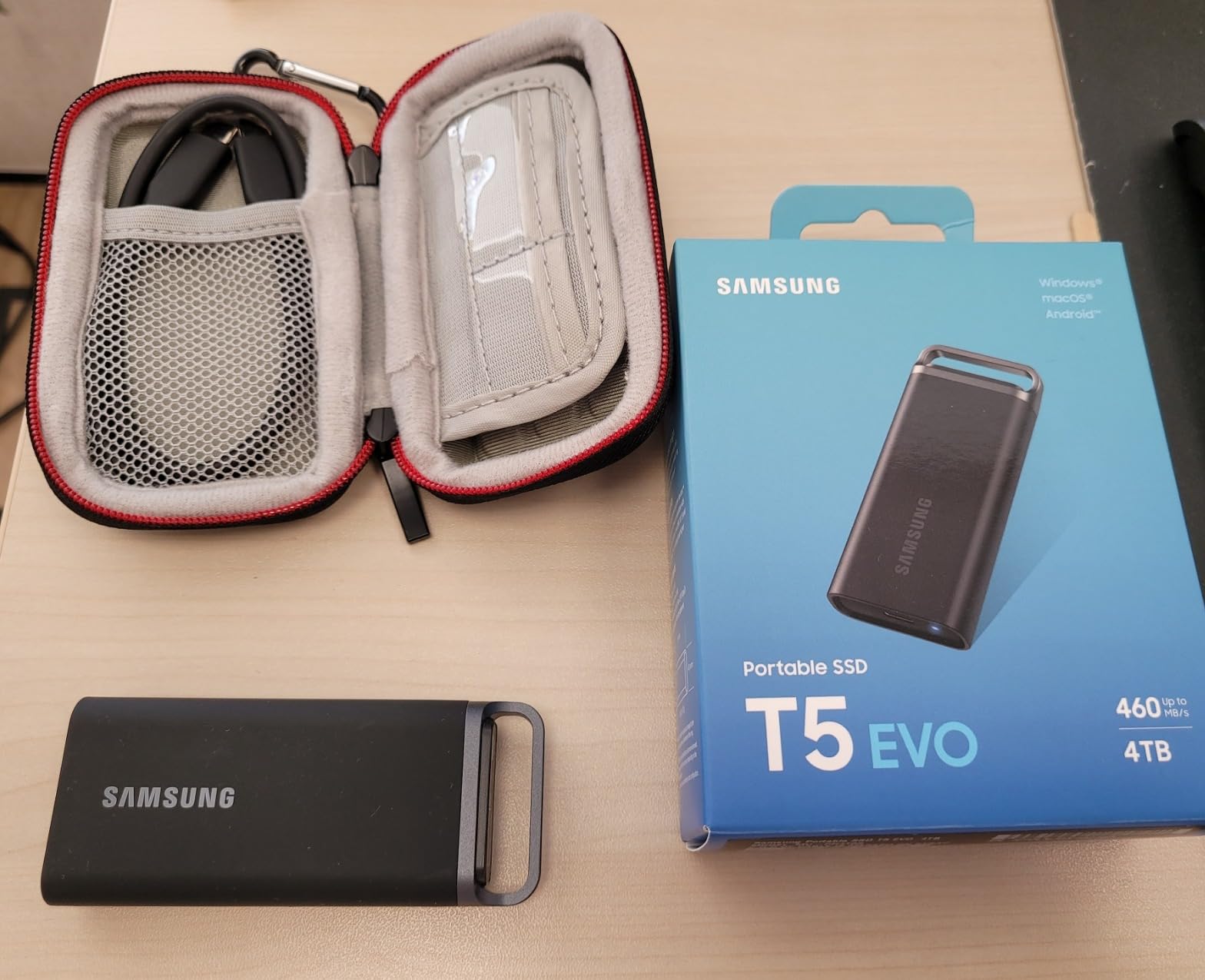 Samsung T5 EVO Portable SSD 8TB, USB 3.2 Gen 1 External Solid State Drive, Seq. Read Speeds Up to 460MB/s for Gaming and Content Creation, MU-PH8T0S/AM, Black customer photo 1